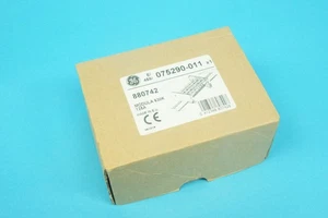 GE 880742 075290-011 modula 630K 125A 600V 4 pole terminal DIN-rail mounting - Foto 1 di 2