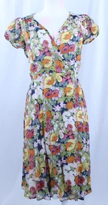 VTG Banana Republic Dress Floral Wrap V-Neck Short Sleeve Lightweight Sz 4 EUC - Picture 1 of 12