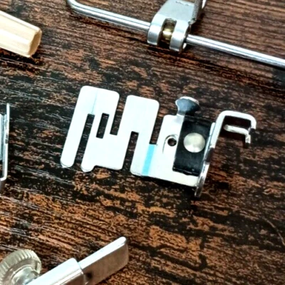 Vintage Singer Sewing Machines Simanco EDGE STITCHER 36865 JAPAN - Image 1 of 2