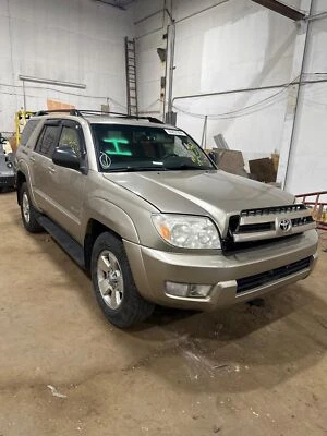 Alternador usado se adapta a: Toyota 2004 4 corredores 130 amp 6 cilindros grado A Foto 1 de 4