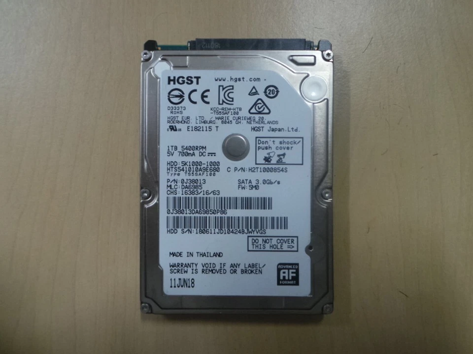 HGST Travelstar  1TB Internal, 5400 RPM, 2.5 Zoll Defekte Festplatte - Bild 1 von 1