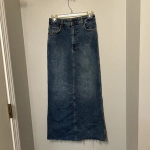ZARA Pencil Skirt Womens Small 5-Pocket Aline Zip Denim Raw Hem Blue MAXI XS - Picture 1 of 9