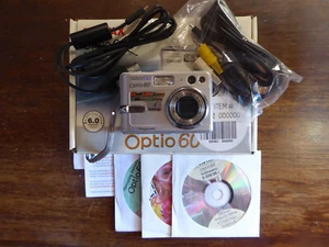 Pentax Digicam 6.0MP CCD Digital Camera Model Optio 60 & Accessories - Picture 1 of 9