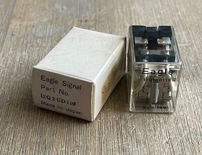 EAGLE SIGNAL 12Q2CD110 RELAY 110VAC 8 PIN NEW IN BOX - Image 1 of 4