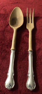 TOWLE - FRENCH PROVINCIAL - STERLING - 2 PIECE SALAD SET * OLD STOCK & POLISHED - Image 1 of 3