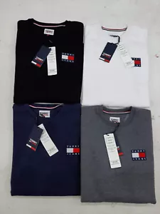 TOMMY HILFIGER Men's Sweater - Picture 1 of 6