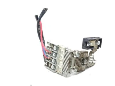 Fusible relé batería diésel Mitsubishi Outlander 2013 110 kW genuino AMD149473 Foto 1 de 4