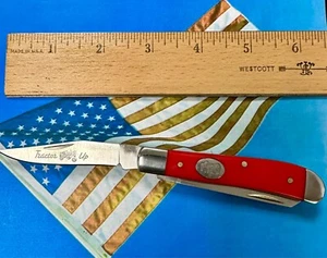 RED TRACTOR UP TRAPPER TWO STYLE BLADE FOLDING POCKET KNIFE - SEE PICTURES -NICE - Picture 1 of 5
