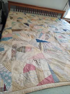 Vintage patchwork Quilt Handmade 70" By 71" - Picture 1 of 15