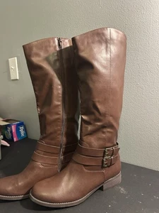 Style And Co Stiefel Damen 9,5 M Marliee Weite Wade Reißverschluss Reiten Braun Kunstleder - Bild 1 von 7