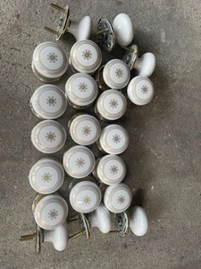 22 x Gainsborough Vintage Porcelain Door Knobs for doors - Picture 1 of 2