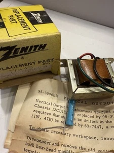 Ricambio vintage Zenith trasformatore uscita verticale 95-3006BX NOS - Foto 1 di 5