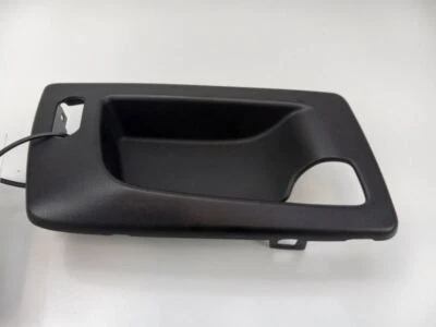 Cadillac CTS 2006 cubierta de moldura de manija de puerta interior delantera derecha Foto 1 de 4