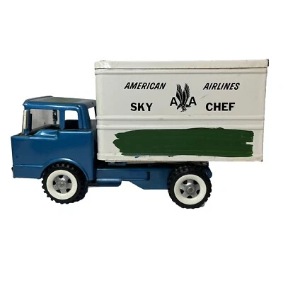Structo AA Sky Chef Airlines Box Scissor Truck 1960 Vintage Scissor Lift Video - Image 1 of 4