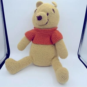 Handgefertigtes gehäkeltes Winnie Puuh Bär Spielzeug - Bild 1 von 3