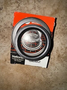 Wheel Seal Kit National Federal Mogul Oil Seal 5682 - Picture 1 of 2