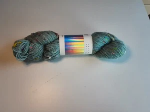 Hedgehog Fibres Tweedy 50/37.5/12.5 Faulkland Merino, Recycled Mix-Future Reflec - Picture 1 of 3