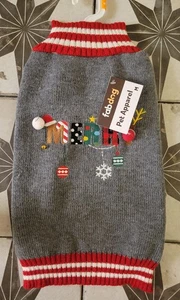 FabDog Pet Apparel - Gray Merry Dog Sweater Christmas Holiday Size Medium - NWT - Picture 1 of 3