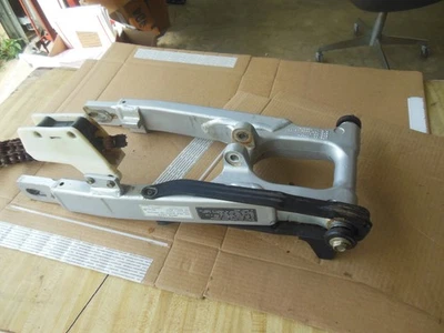 Honda CRF150F 2006 2003-2017 OEM BASCULANTE TRASERO 52200-KPT-900 Foto 1 de 4