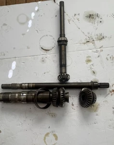 Mercury Bravo 3 III lower gear set #822535A1 and prop shafts 16/27 T 1.81 Ratio - Bild 1 von 7