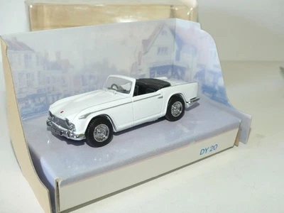 TRIUMPH TR4 A Blanc DINKY MATCHBOX DY20 1:43 - Photo 1/4