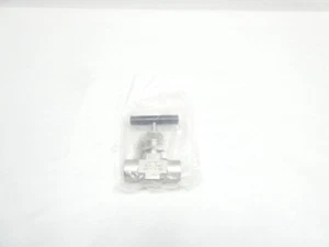 Swagelok SS-18VF6-ID-W20 Manual Stainless Needle Valve 3/8in Npt 5000psi - Picture 1 of 4