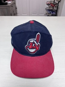 Cappello berretto vintage anni 90 Cleveland Indians Chief Wahoo con cinturino regolabile - Foto 1 di 6