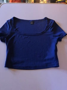 Ladies used blue crop top size small - Picture 1 of 2