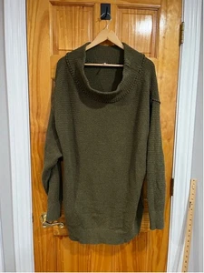 Free People Women’s Army Green Mock Neck Pullover Tunic Oversized Sweater - Picture 1 of 7