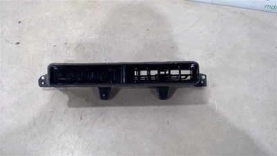 2017-2023 BUICK ENCORE GX AIR COND./HEATER VENTS 42745988 - Image 1 of 4