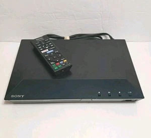 Sony BDP-S3100 Smart BluRay Disc DVD Player with Remote Built-in Wi Fi - Picture 1 of 10