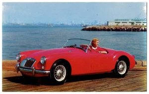 Tarjeta postal publicitaria automática convertible Morris Garage MGA años 60, bonita rubia - Imagen 1 de 2