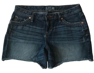 APT. 9 Blue Jean Denim Cut Off Women's Cotton Shorts (Size 6) - Picture 1 of 2
