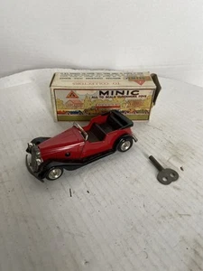 Tri-Ang Minic Aufziehauto rot Vauxhall Tourer Uhrwerk Blechspielzeug Top Zustand. - Bild 1 von 14