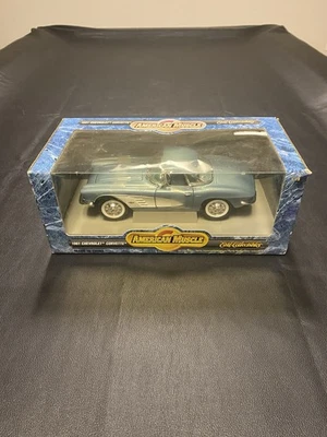 Vintage American Muscle 1961 Chevrolet Corvette 1:18 Scale Die-Cast NIB - Image 1 of 4