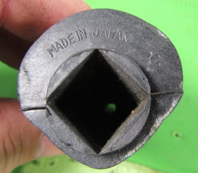 Reposapiés de goma Yamaha One PW80 MX80 DT1 AT1 RT1 DT3 RT3 🔥214-27413-00-00🔥NOS Foto 1 de 4