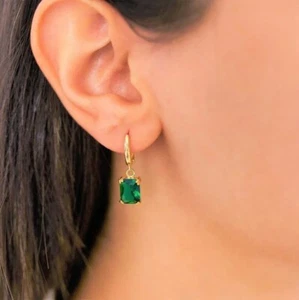 Pendientes colgantes/gotas de esmeralda verde creados en laboratorio de corte esmeralda de 4 quilates enchapados en oro de 14 quilates - Imagen 1 de 4