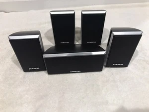 Samsung 5 Piece Surround Sound (2) PS-FQ40 (2) PS-RQ40 (1) PS-CQ40 - Picture 1 of 8