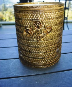 Vintage Gold Filagree Metall Ormolu Papierkorb Mülleimer Gewebt Rosen Liner 10" - Bild 1 von 6