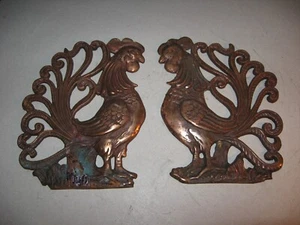 Rustic Farmhouse Copper Toned Cast Iron Roosters Kitchen Decor - Picture 1 of 3