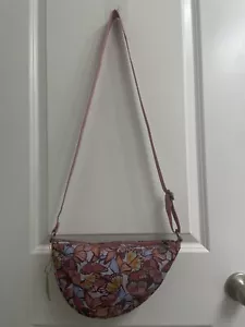 SAKROOTS, Cambria, MULBERRY BUTTERFLY Crossbody, Tasche Neu mit Etikett - Bild 1 von 16