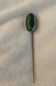 Vintage Brooch Stick Pin Art Deco Green Stone Jade Cats Eye Dark Green VTG Lapel - Picture 1 of 2