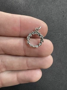 1.1g Vintage Sterling Silver 925 Wreath Pendant Jewelry lot E - Picture 1 of 7