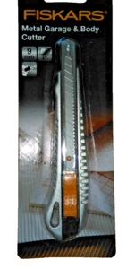 FISKARS* Profi Metall - Cuttermesser 1396 mit 9mm Segmentklinge SH Sperre - Bild 1 von 2