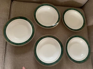 5 WEDGWOOD AEGEAN GREEN & GOLD RIMMED SOUP DESSERT BOWLS 20cm - Picture 1 of 4