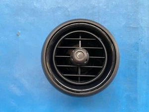 BMW Mini One/Cooper/S Outer Dashboard Air Vent (Part #: 64229262413) F55/F56/F57 - Picture 1 of 2