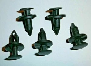 ANR2224 Wheel Arch Liner Clips x5 for Landrover Wide Head 8mm Hole Size - Picture 1 of 2