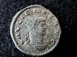 Emperor Gallienus (260-268 A.D.) Silvered Antoninianus Roman Coin - Picture 1 of 2