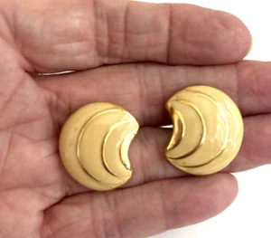 Vintage Napier Ohrstecker gold und creme emailliert Halbmondform - Bild 1 von 5