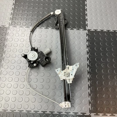 2022-2025 TOYOTA TUNDRA FRONT LEFT SIDE DOOR WINDOW REGULATOR & MOTOR OEM - Image 1 of 4